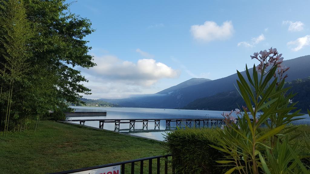 Отель Les Sirenes Lepin-le-Lac Экстерьер фото